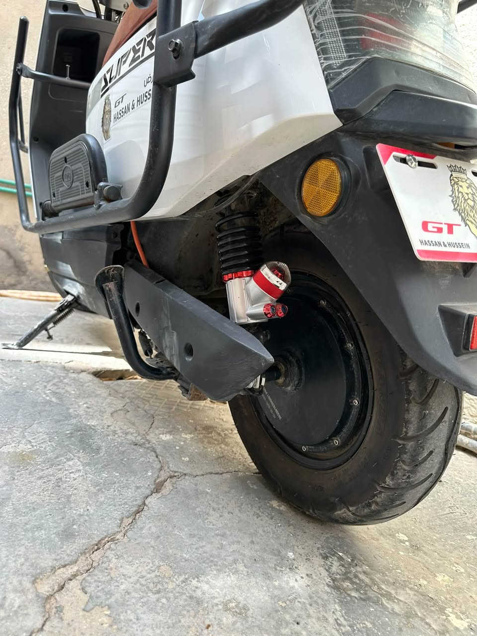 دراجة شحن Soper Gt8 ست بطاريات اربع نمر تمشي سرعة 90 دراجه تخبل مال مسافات بعيده بس بيه ٣ بطاريات يرادلهن تبديل مكاني بغداد تفاصيل خاص او ع رقم ***********
