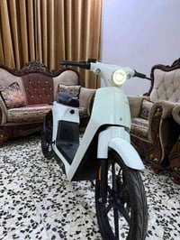 دراجة هوندا شحن بطارية ليثيوم تقطع ٦٠ كيلو بلشحنة الواحد تكدر تشحنة دا...