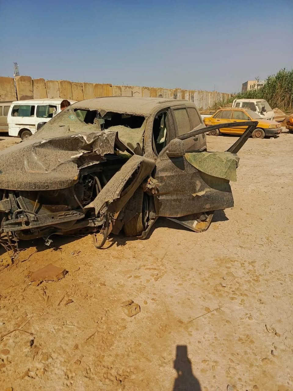 السلام عليكم جيب موديل 2019 موصفات بلاك توب فول موصفات  الموقع بغداد
***********
