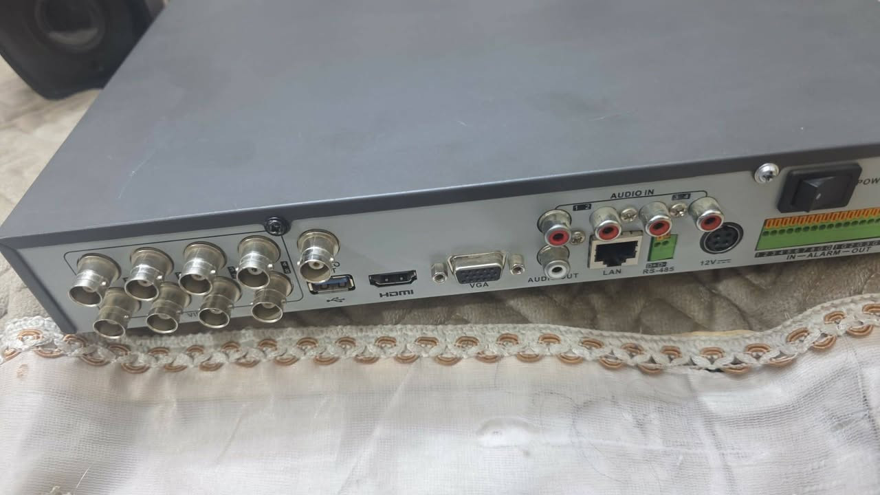 منظومه كاميرات هكفجن ٨جنل ٨ميكا 4k مع هارد نص تيرا مع ٨ كاميرات وكيبل hdm4k
بغداد الكريعات 
***********
***********

نص مكتوب في الصور:
- 1920*1080/60HZ 1024*768/60HZ 1280*720/60HZ 1280*1024/60HZ 1920*1080/60HZ(1080P) 2K(2560*1440)/60HZ 4K(3840*2160)/30HZ
- era 01 NO VIDEO الإشارة الرئيسية (مستمرة) صوت وفيديو 1920*1080(1080P) 3840*2160(8MP) 2560*1944(5MP) 2560*1440(4MP) 1920*1536(3MP) 1920*1080(1080P) 1280*720(HD720P) 960*576(WD1) 704*576(4CIF) 640*480(VGA) 352*288(CIF) الكاميرا نسخ إلى