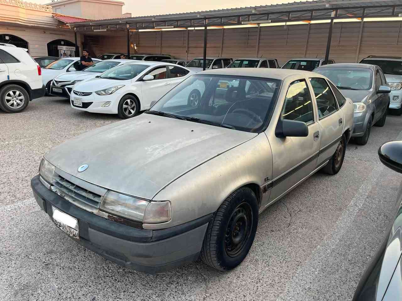 اوبل فيكترا موديل 1992
حجم محرك 18
محرك بيها ديكل ازرق
هيكل سياره نضيف
بيها جاملغ خلفي شوية صبخ سياره بدون ضربة 
سيارة مال بيت 
وكالة بسمي تحويل شرط 
غرامة عليها 150 الف 
سياره حلوة بس بي قطع واحد صبخ شوية 
مكان سيارة عقرة 
رقم تلفون واتساب فايبر 
***********

