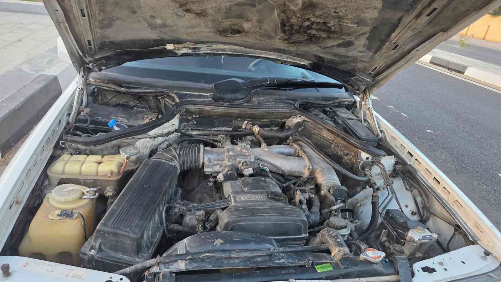 سلام عليكم من رخصت الادمن مارسيدس بيبي موديل 93 حجم 320 قواعد دبلات كفاله براكيت كفاله محرك ياباني صبغ حزام كفاله من الضربه والخياس فتحه ٤جام كهرباء جاهزه للأخير السعر ٧٨ مجالها بسيط ***********
