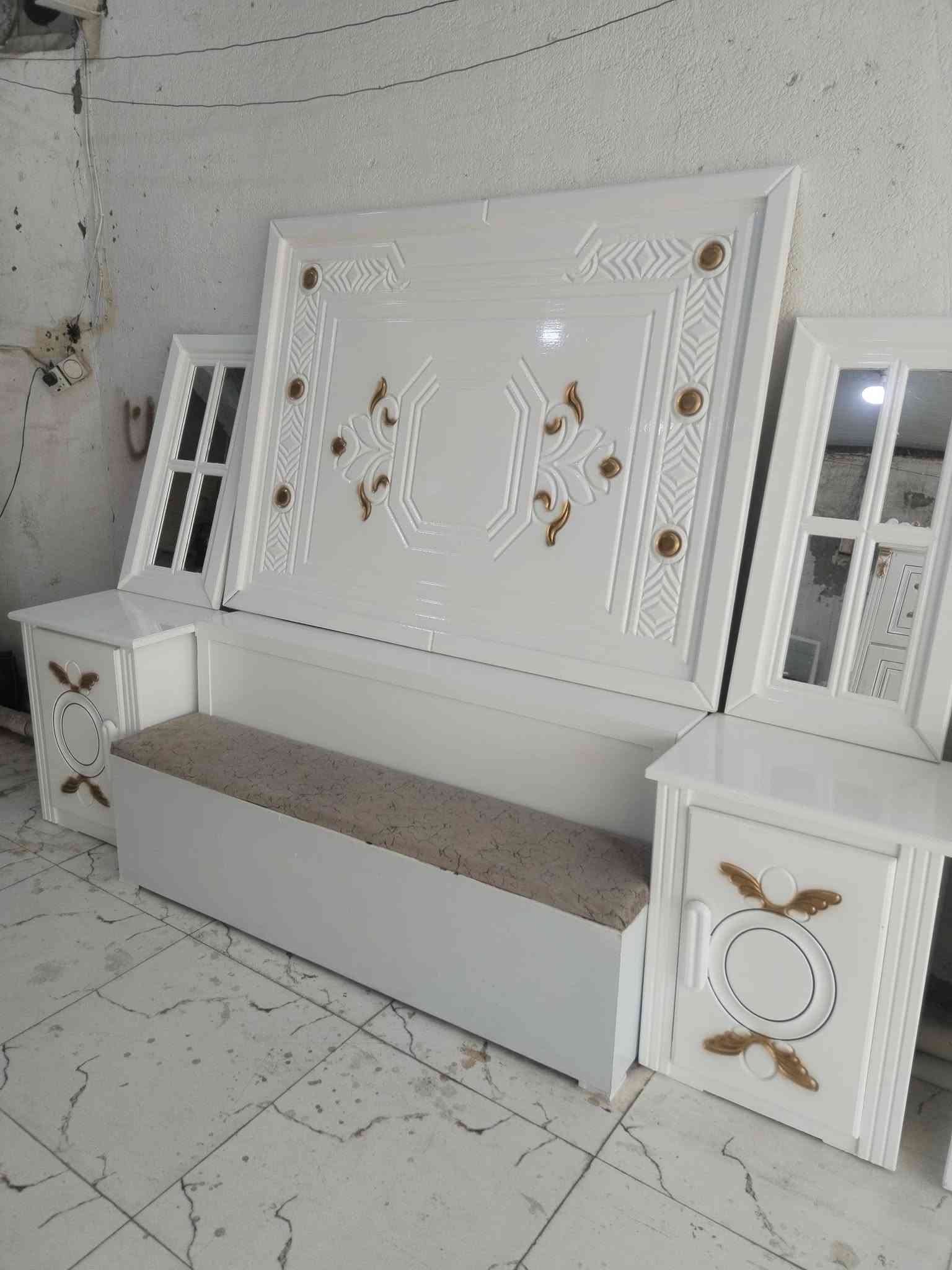 غرفه نجار البيع. جديد مليون 150 تصال***********ناصريه
