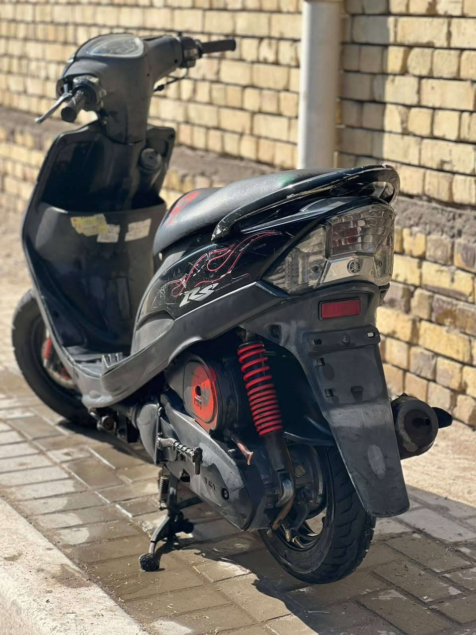 ماكس عدلة • مختمة • كفالة