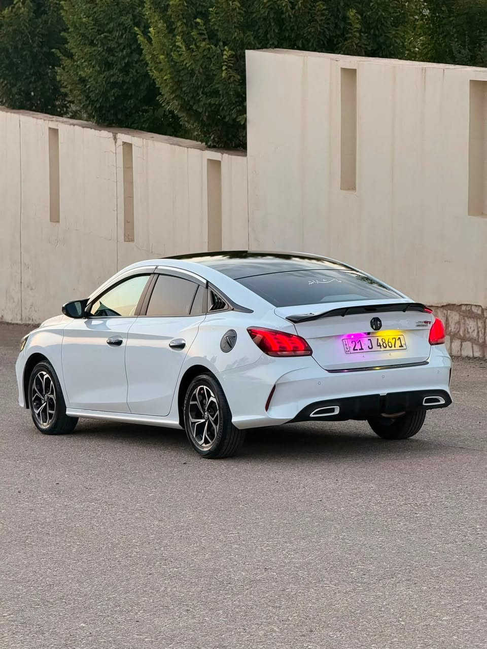 MG GT 2025 گێڕ عادی
ئێمجی گێڕ عادی 2025 - 12,000 ڕۆیشتوە 
بێ بۆیاخ بێ سارد بێ چاڵ بێ شوخت 
سەیارەکە سفر سفرە لەسەر دەقی شەریکەیە هەموو گیانی 
کامل مەسرەف و جوانکاری بۆ کراوە 
ڕۆنی مۆتۆسێڵی تێکراوە. بەنزین بەس محەسەن و سۆپەری تێکراوە دیلکۆو شتی نیە 
کامل گاعی سەر دۆسە 
ئاوێنە باتمان 
کامل پارچەی کاربۆن فایبەری ناوەکەی 
ناو سنوق 
سەردۆسەی ئاسنی لێدراوە 
سکوبی جام 
سەقفی ڕەش کراوە بە لەزگە 
دسکی دەرگاو باڵی سەر سنوق و زۆر شتیتر…. 
شوێن سلێمانی / *********** 
فایبەر و واتساپی لەسەرە تکایە کۆمێنت مەنوسن
