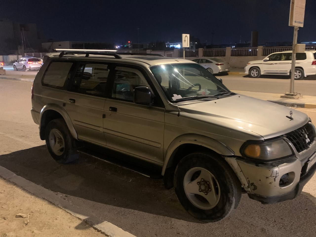 السلام عليكم
هاي السياره للبيع موديل 2001 رقم أربيل صاحب السيارة من بغداد إنسان طيب وابن حلال السيارة موجوده بالديوانية 
سعرها 65 وبيها مجال بيها نواقص بسيطة اتصل على الرقم وبيك خير وادلل  ***********
