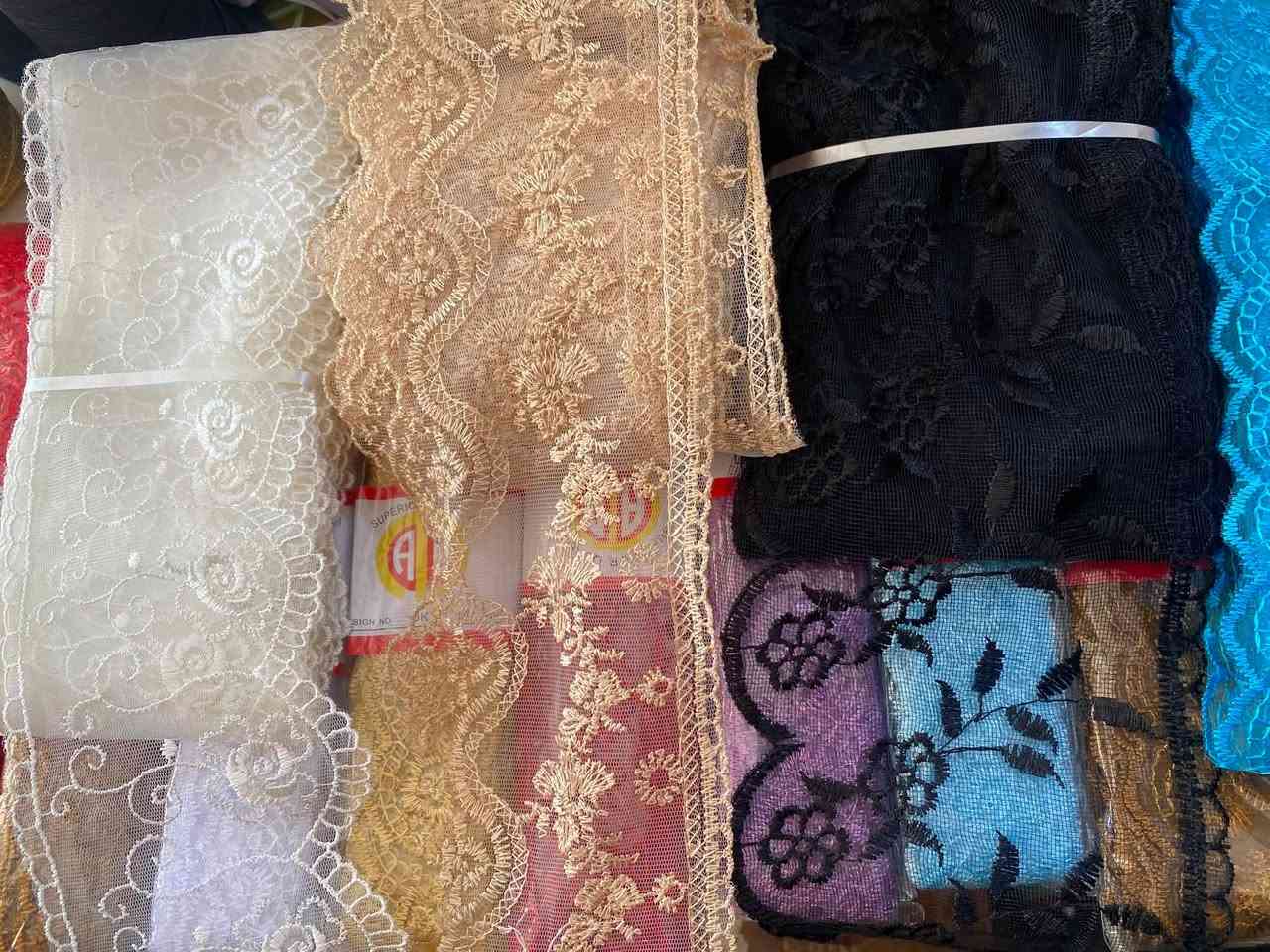 السلام عليكم وجبه جديده لوازم خياطه عنوان المحل 
ابو غرق فرع علي ابو اللبان مجاور دكتور ايهاب.. 
يوجد خدمه توصيل 🚚📞واتساب ***********
