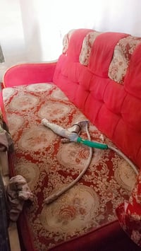 مبردة • ميز بلازما • طقم ١١مقعد