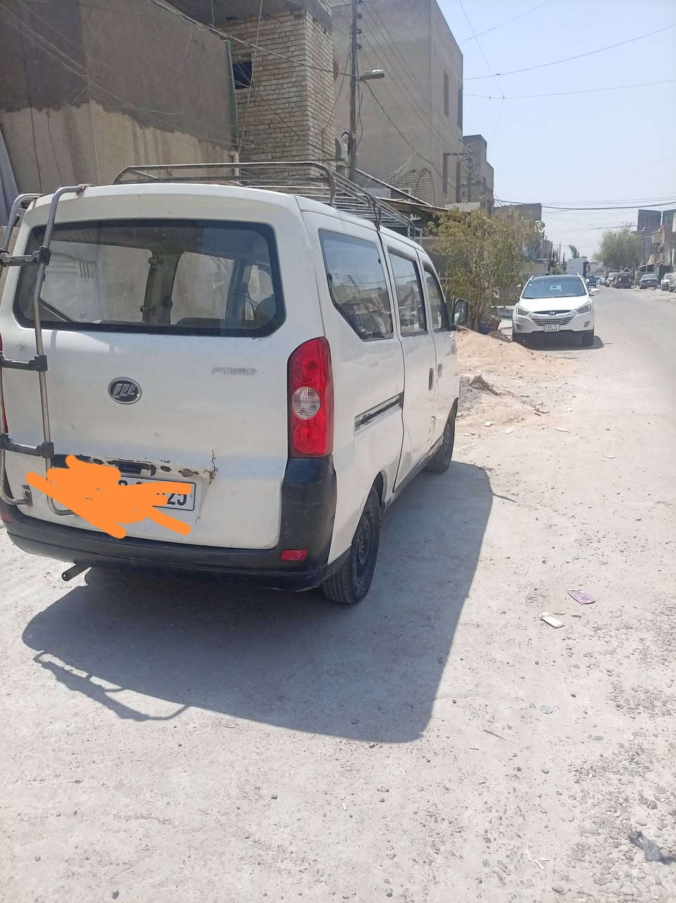 من رخصة مسوول  الكروب المحترم
باص ٧ راكب موديل ١٢ خصوصي ماعليها غرامات صاحبها يريد تحويل كير ومكينة خير من ألله الكشر كدامكم  سيارة بيها شلعة حلوة  ترايها كلش حلو  التبريد اتصور قايش  لبعنوان بياع شار ع  ٥
*********** السعر ٢٧ وبيها مجال للطيبين الغرفة  يرادلها ترتيب
