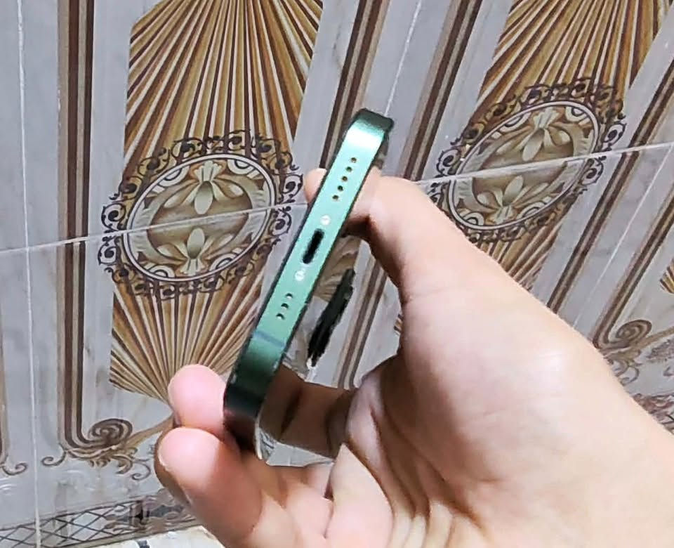 السلام عليكم، ايفون 13 عادي
بطارية 🔋 90% بلادي
 ذاكره 128
تك سيم
جهاز وضع شركه مامبدل بيه ولا قطعه
ادفع سعر عجبني ابيعك والاسعار ثابته
اتصل *********** أو واتساب
ويرهم مراوس

