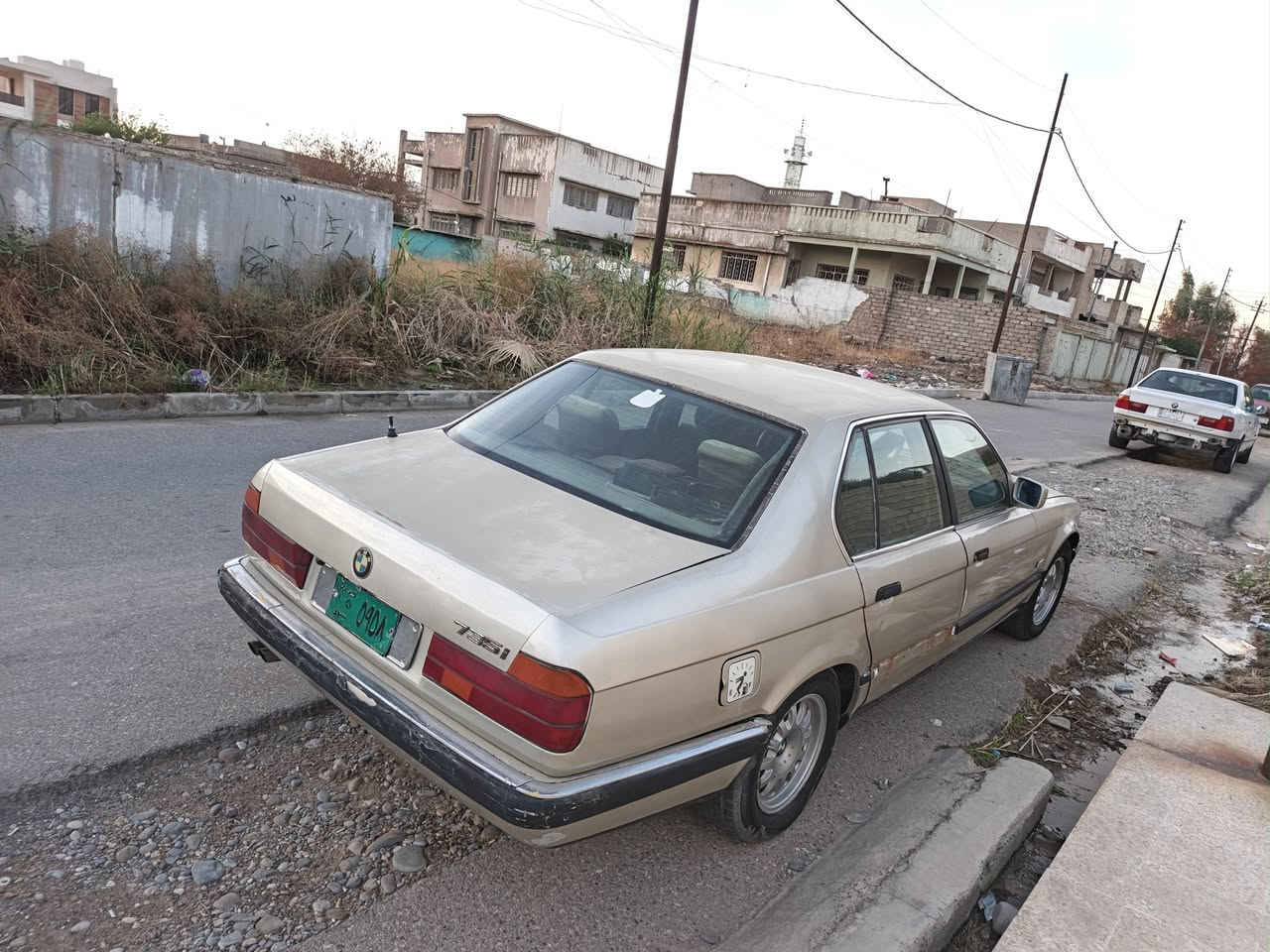 بي إم دبليو ٧٣٥ • محرك ٣.٥ • رقم أخضر