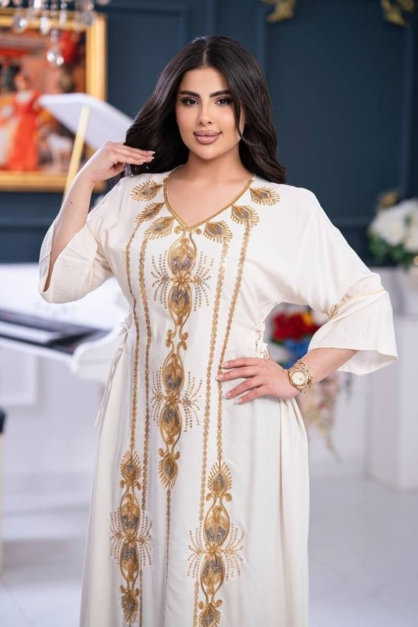 دشداشة برنسيسه ستراس و تطريز دبل كلوش  😍

الخامه كشمير ايطالي اصلي 💯

القياسات من XXL الى 5XL

سعر  10الالف 

محافظات 5 الاف ميسان 4 الاف
