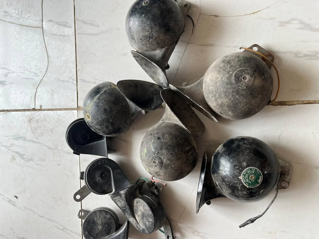 اكسسوار سيارة • قابل تفاوض