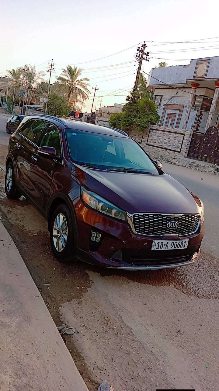 السلام عليكم
سورنتوا للبيع موديل ٢٠١٨ 
رقم بابل الدولي بأسمي 
تحويل مباشر 
صور الحادث موجود بل منشور 
السياره تخم تاير جديد 
السياره بيها حساسات خلفيه 
أشاير بلمري شاشه چبيره 
تحكم استيرن جهتين 
السياره نظيفه مال جناي 
محرك السيارة ٢٤٠٠
السنويه لل ٣٠ وتنتهي 
السعر ١٥٣ وبيها مجال 
الاستفسار الأتصال على الرقم 
*********** 
مكان السياره بابل حي الصحه 
بيع أو مراوس بسورنتوا
