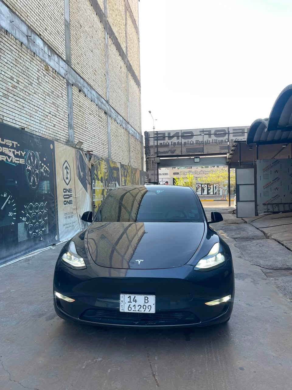السلام عليكم مكاني البصره 

♦️ للبيع Tesla Model Y تك ماطور لونك رينج بطاريه جبيره

♦️ اخر تحديث

🔷 رقم بصره بأسمي شرط التحويل 

🔷 الموديل : 2024

♦️ ماشيه   : 21 ميل

♦️ داخل ابيض

🔷 تحكمات ستيرن

♦️ كشنات كهربائية

🔷 كامرات محيطيه

♦️ الدفع: خلفي

♦️ دبل مطور

🔹 مدى ممتاز للشحنة الواحدة 550 كيلو متر

🔷 حادثه : مبدل الجاملغ الامامي الايسر 

🔷 مكان السياره البصره تقاطع الطويسه 
👈🏻 السعر 218$

📞***********اتصال او وتساب
