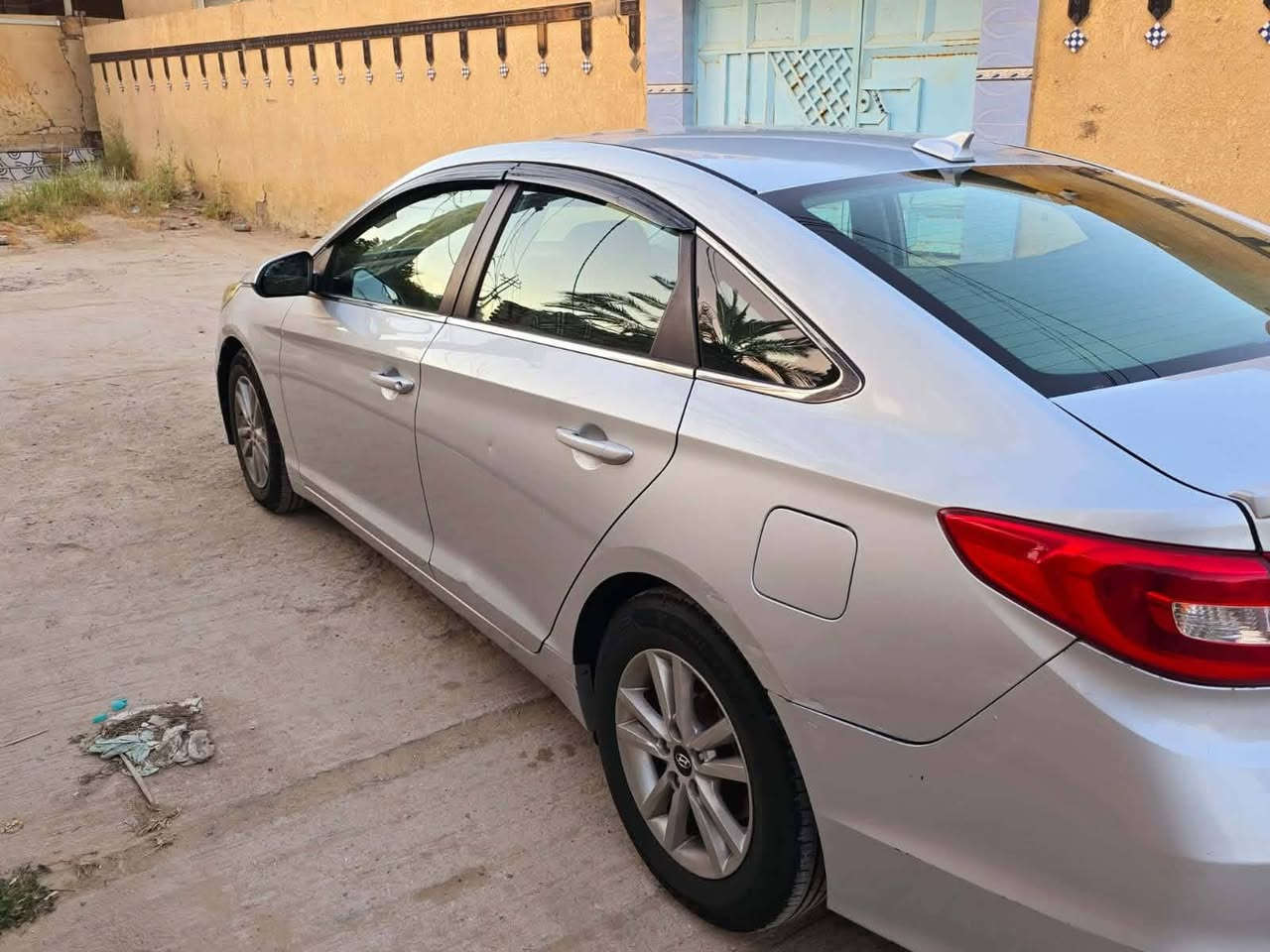 يا الله السلام عليكم وين اللي دور نظيف سياره نظيفه وحيل حلوه سوناته 2015واردامركي ابل واحد  نجف مكينه جديده حداديه جديده كهربايات كله شغال تخم تاير سنويه مجدده تبريد ثلج سعر 108بسمي الديوانية قضاء غماس
***********
