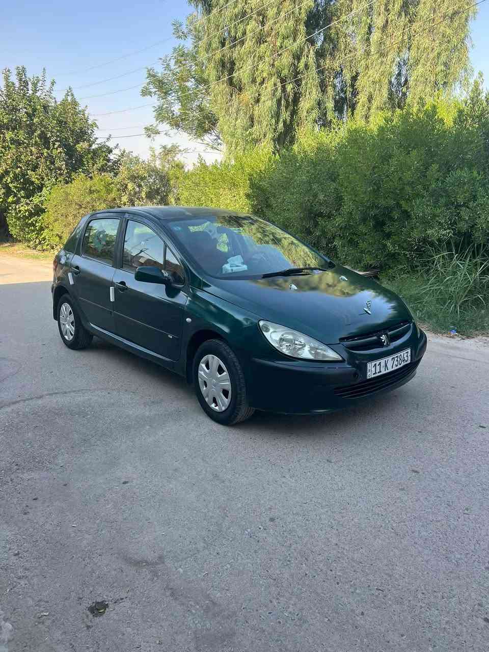 السلام عليكم
بيجو 307 موديل 2005 رقم بغداد انكليزي سنويه وهزه وارقام كلهه جديده سنويه لل2029 شرط تحويل ثاني يوم 
غرامات مصفره 
تخم تاير جديد قبل ٢٠ يوم شديته حتى الاسبير جديد باتري جديد
 صدر خير من الله 
شاشه كامره حساسات خلفية سنتر لوك 
كير محرك مكفولات شرط  
تبريد ثلج ثلج 🥶 تدفئه نار 
دشبولها شخط مابي
باتري جديد 
كهربائياتها كلها شغالة مابيها شي ما يشتغل 
السيارة شرط اي چطل مابيها 
💐 السعر 40 وبيها مجال بسيط 
 السياره بيها قطعتين كلير بس شرط بدون ضربه او دواخل 

للاتصال علرقم
***********
