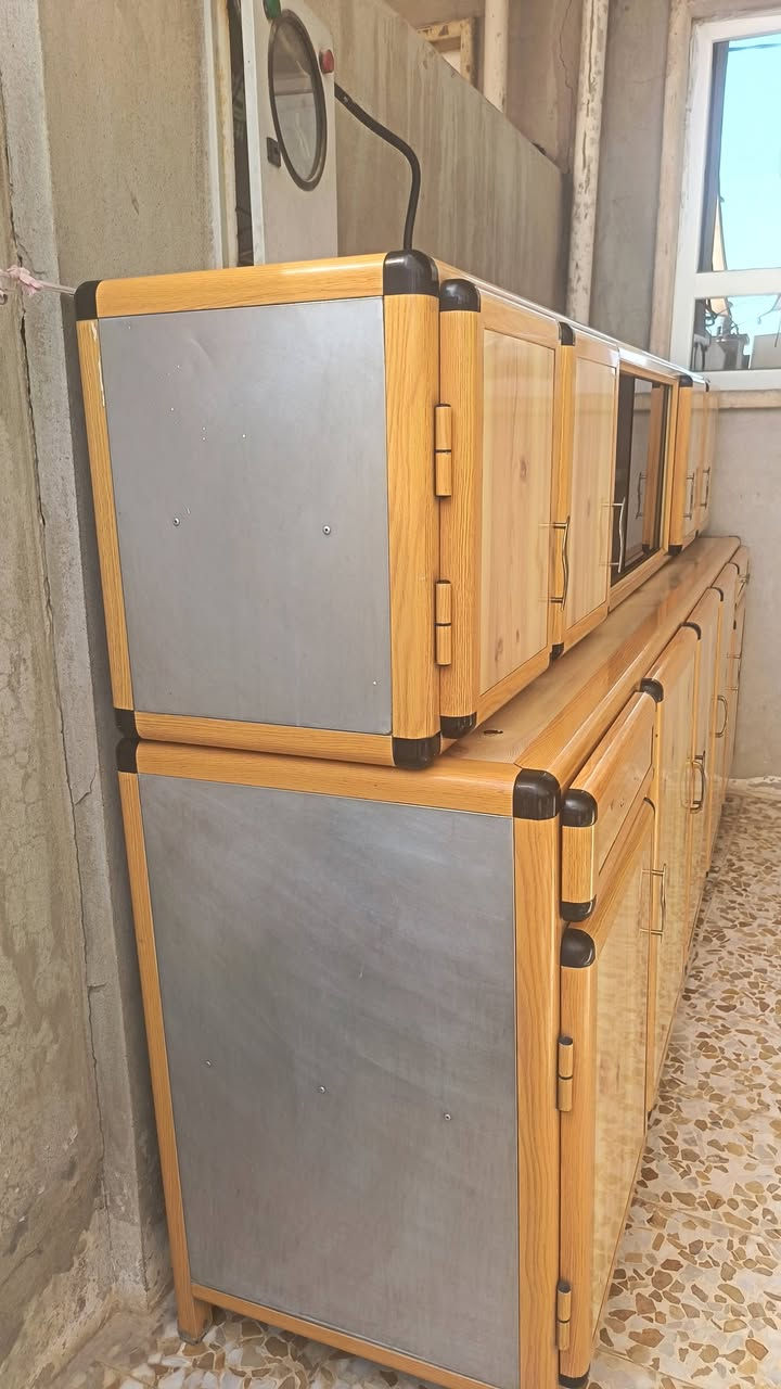 كاونتر للبيع طول 2.50متر للاستفسار رقم ***********
