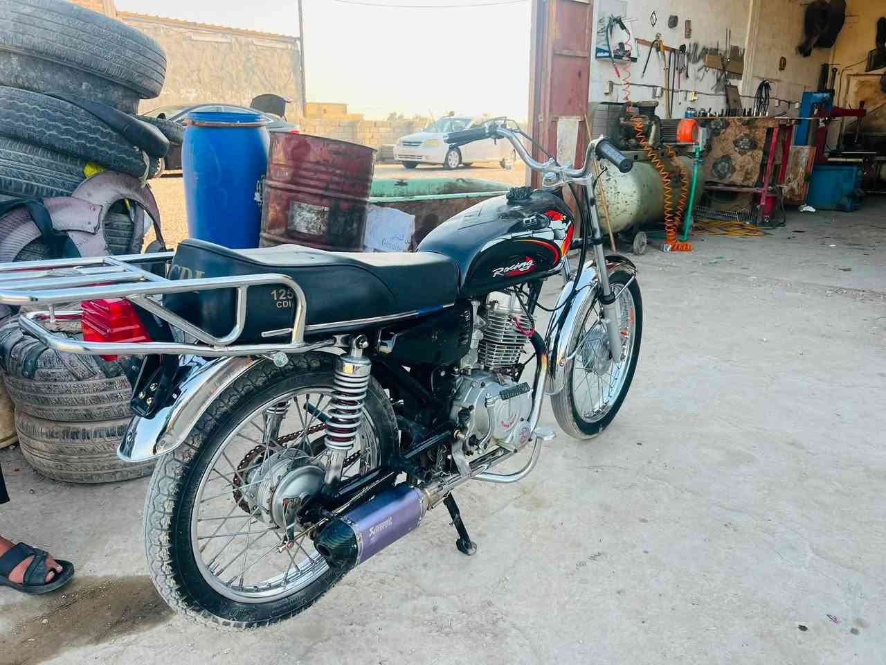 سلام عليكم دراجه للبيع بيه مكينه ستوته بطله ب٢٥٠قفل برغي مانقصه ***********
