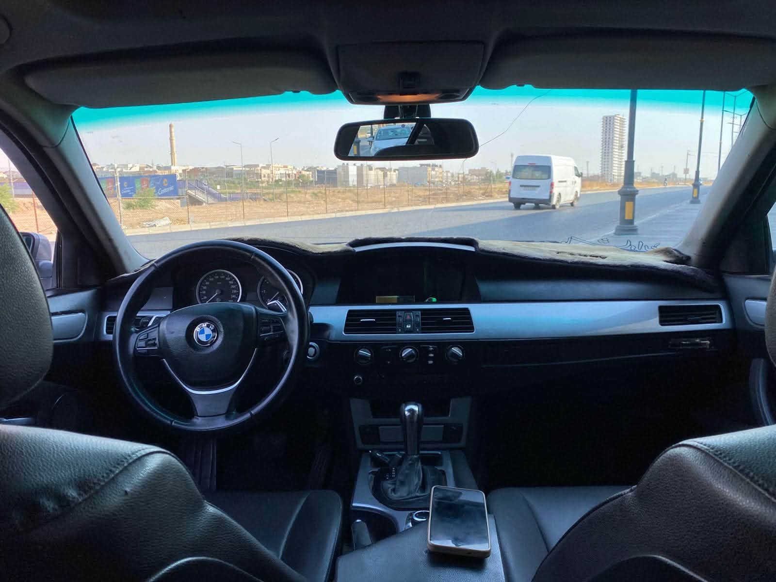 للبيع او مرواس
‏BMW))2009
بدون حادث 
بيها ثلاث قطع
محرك كير صدر كهربائي مكفول 
مكان سيارة بغداد 

***********
