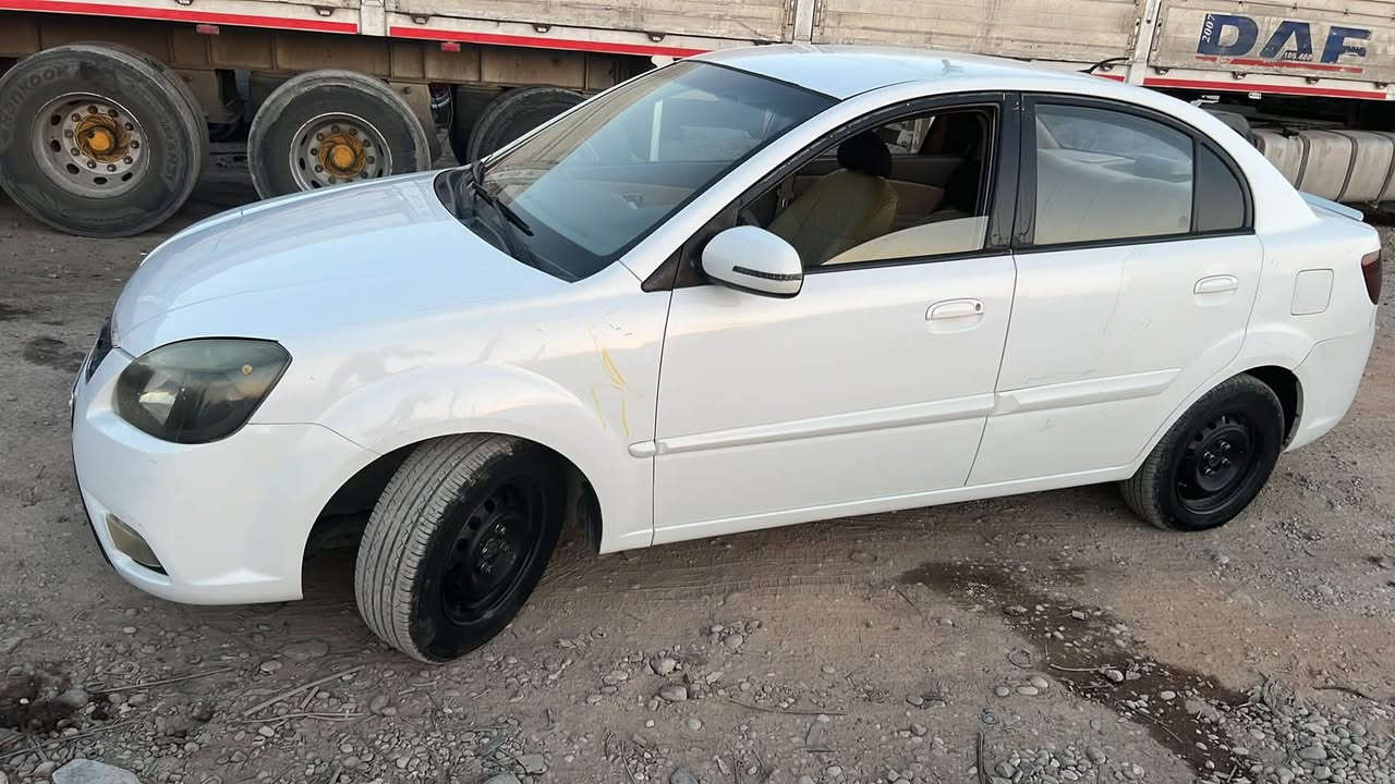 كيا ريو ٢٠١١
تبريد فول 

كير شرط

مكينا شرط 

غرامه  لايوجد

العنوان بردره ش

سنويه2021

السعر ٦٥ وبيها مجال 

بخصوص السياره انطيك حزام 

تواصل ***********

