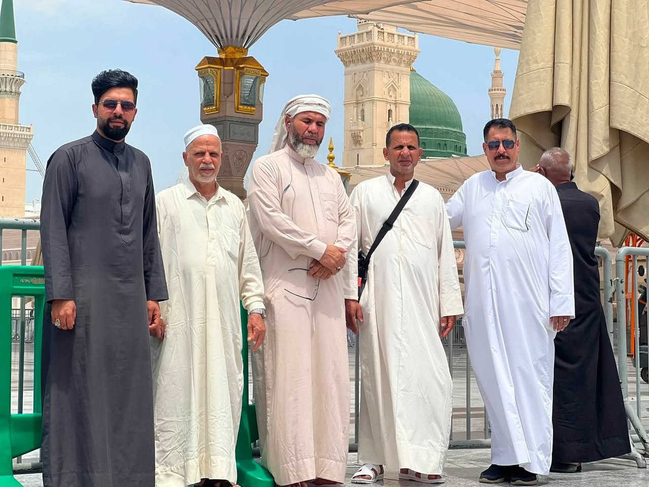 🕋 عُمرة جمادى الأولى 🕋

🕊️ عروضنا المميزة لهذا الشهر 🕊️

قافلة محمد الياسري – أهالي المشخاب
تعلن عن استلام الجوازات للرحلة إلى بيت الله الحرام لأداء العمرة المفردة لشهر جمادى الأولى 🤍

✨ برنامج الرحلة ✨

🕐 المدة: 11 يوم مع الطريق
🕌 زيارة قبر الرسول ﷺ وأئمة البقيع وشهداء أُحد وباقي المزارات
🏨 المدينة المنورة: 3 أيام – فنادق مركزية ⭐️⭐️⭐️⭐️⭐️
🏨 مكة المكرمة: 6 أيام – السكن في محبس الجن
🚌 باصات حديثة ومكيفة 100%
🍽️ 3 وجبات بوفيه مفتوح يومياً
🛍️ جولات للأسواق والمولات والمجمعات التجارية
🤍 خدمات مميزة ومرافقة إدارية ودينية

💰 الأسعار 💰

السفر براً عبر منفذ عرعر: 750,000 دينار عراقي

💳 تقسيط للماستر كارد فقط
مقدمة: 150,000 دينار + قسط شهري مناسب

📞 للحجز والاستفسار

خادمكم سيد محمد الياسري
📱 *********** — واتساب واتصال
📩 مراسلة الصفحة
📍 قضاء المشخاب

⚠️ المقاعد محدودة… سارعوا بالحجز

رزقنا الله وإياكم زيارة بيته الحرام 🤲🕋
