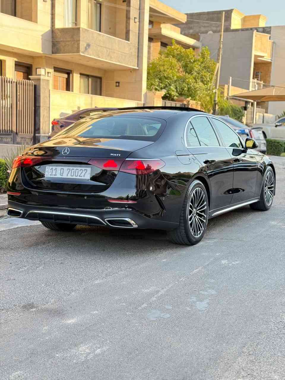 للبيع | Mercedes-Benz E350 AMG 2024

اللون الخارجي: اسود
الداخلية: جلد كريمي فاخر
📍 الممشى: 24,000 ميل فقط

وارد امريكي : ضرر جاملغ خلفي فقط ☑️
رقم الشاصي : W1KLF4HBXRA058333

🔹 فول مواصفات 1/1 فول اعلى شي 

✅ كراسي جلد كهربائية مع الذاكرة
✅ كراسي مساج
✅ تدفئة وتبريد للمقاعد
✅ سقف بانوراما
✅ شاشة MBUX الكبيرة مع نظام ملاحة
✅ كاميرات 360°
✅ حساسات أمامية وخلفية
✅ إضاءة داخلية محيطية (Ambient Light)
✅ تشغيل بصمة (Keyless Go)
✅ باب شنطة كهربائي
✅ رادار ومساعدات قيادة

السيارة نظيفة جداً وجاهزة للفحص بأي مكان يختاره المشتري.

💰 السعر: 47 الف 470 ورقة وبيه مجال 
📞 للتواصل اتصال او واتساب: ***********
***********
 
العنوان بغداد زيونه شارع الربيعي 

رابط الواتساب المباشر لصاحب سياره👇🏻 💯
⁨ ⁨ ⁨ ⁨ https://wa.me/9647730100828
