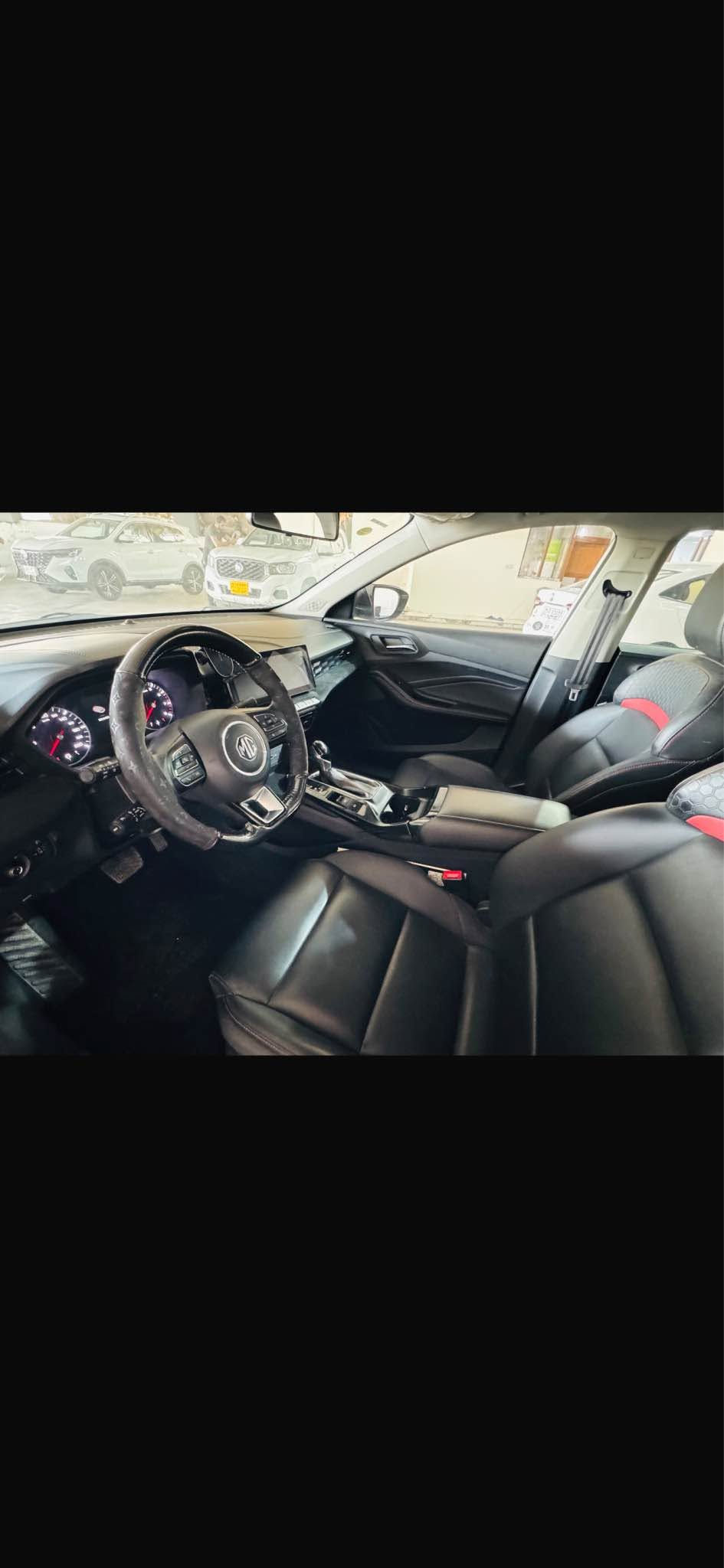 Mg-gt 
2024 
Full mwasafat 
44.000km 
102$ أربيل, العراق
