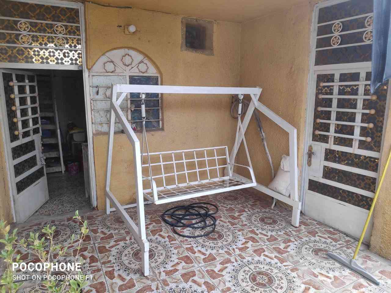 دار البيع
مساحة 75 واقع حال 80 متر ركن مربع
الموقع تجاري مقابل مركز شرطة الزهور والعيادة الشعبيه يصلح السكن ويصلح محلات تجارية على شارع عشرين 
يحتوي على استقبال وغرفة نوم وهول ومطبخ وترك وطرمة 
الجبهة 7 ونص ونزال 10.67
السعر 75 وبي مجال او مراوس ابيت اكبر ضمن منطقة الضباط 
للتفاصيل اكثر الاتصال على رقم 
*********** واتساب
