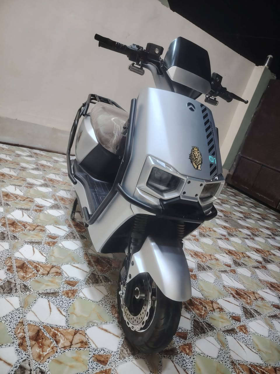 CAROW ( 01)  sport power
2026
3 نمر
6 بطاريات 
تفويلة الشحنة الحقيقية 70 كيلو

العنوان ديالى دلي عباس
*********** واتس اب
و ماسنجر
