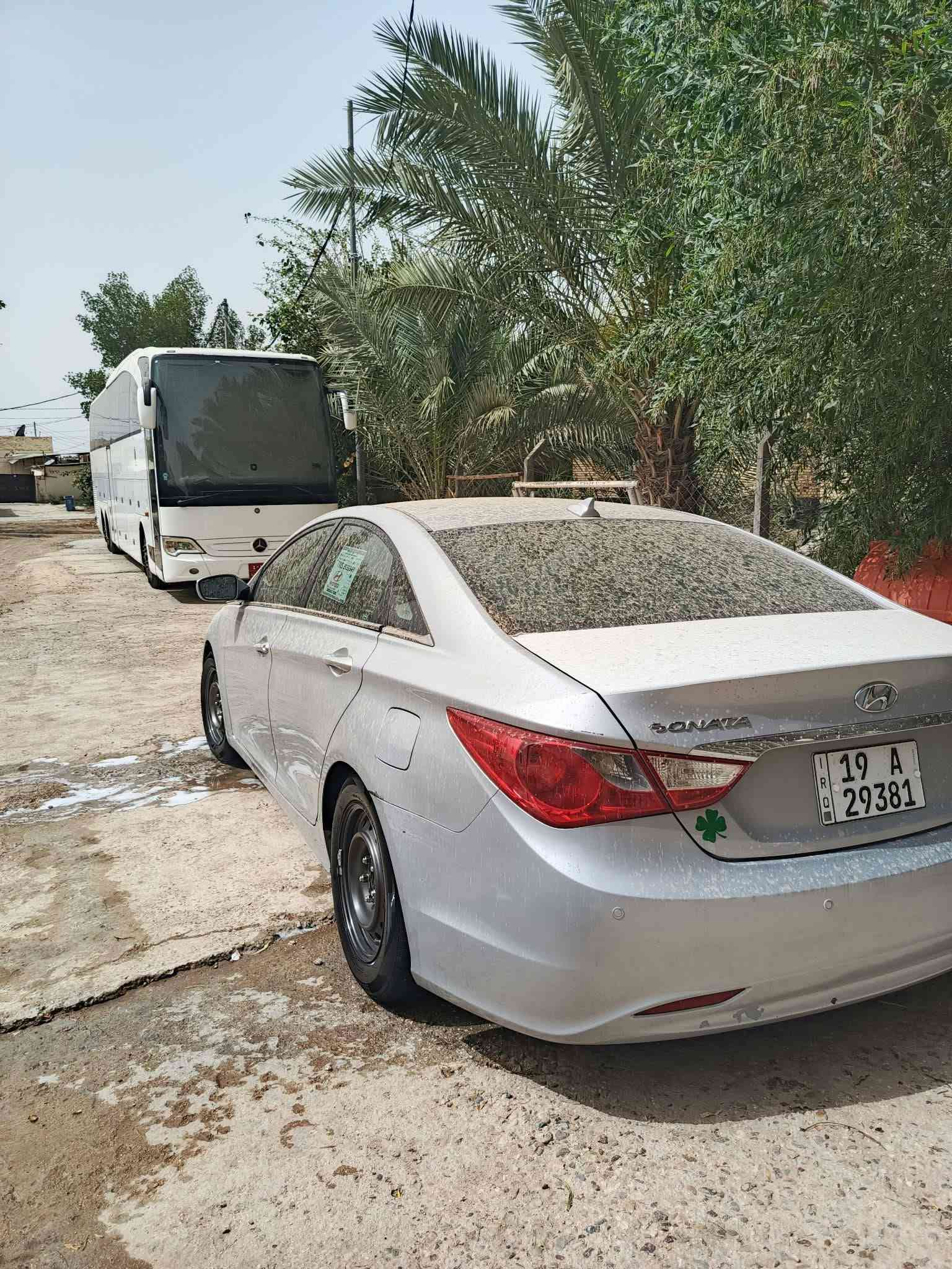 سلام عليكم
سوناته موديل 12 للبيع 
سياره خير من الله مثل ما شوف نضيفه او حلوه ما ناقصها اي شي تبريد خير من الله السياره وارد امريكي حادثها جاملغ او بنيد 
او بيها البيبان ثنين  بس النرمايد مفتوحه يعني بدون حادث البيبان مو يجيني واحد يكلي ليش مفتوحه اني من اخذتها فاتحن الولد او راواني فيديو لن جانن البيبان ذكال 
او بيها كازكيت مفتوح سياره بسمي 
 مكانها بل حله مركز  الويل كب مالتها موجود 
اتصل اوبيك خير ودلل ***********
السعر 100 او بيها مجال للطيبين
