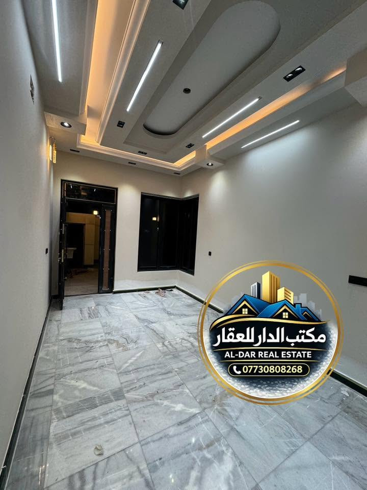 للبيع دار 150م  بناء حديث زيرو  vip
/ 📍في حي البنوك خلف شارع الكنيسة( قرب الشارع العام)

الواجهة 5م            النزال 30م 

يحتوي على ⬇️

الطابق الأرضي : كراج + خدمات خارجية مدخلين استقبال + مطبخ صالة + غرفه نوم سويت + خدمات

الطابق الاول : 3 غرف نوم سويت + خدمات

الطابق الثاني : سطحين+ بيتونه

للاستفسار اكثر اتصال بالرقم التالي 
*********** 
او مراجعة مكتب الدار للوساطة العقارية الكائن في حي البنوك بداية شارع الكنيسة من جهة الجسر
