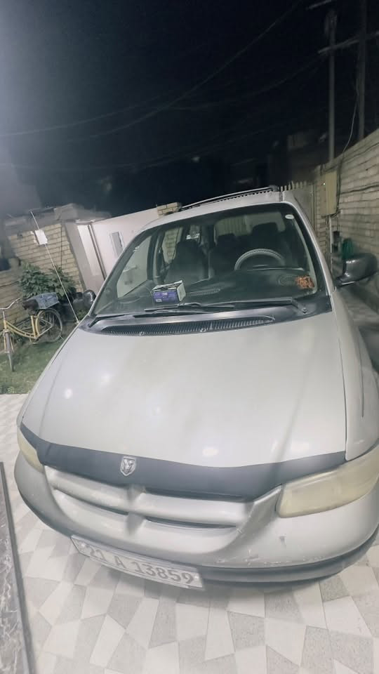 دوج كرفان موديل ٩٧
محرك تبديل جديد بلادي 3300 وگير مكفول كهربائيات شغاله تبريد فقط غاز كمريسر شغال سيارة مصبوغة حزام ونضيفة مرتبة 
سعر ٣٨ وبيها مجال بسيط 
غير متواجد ع الفيس 
سيارة باسمي تحويل مباشر او وكالة 

***********
