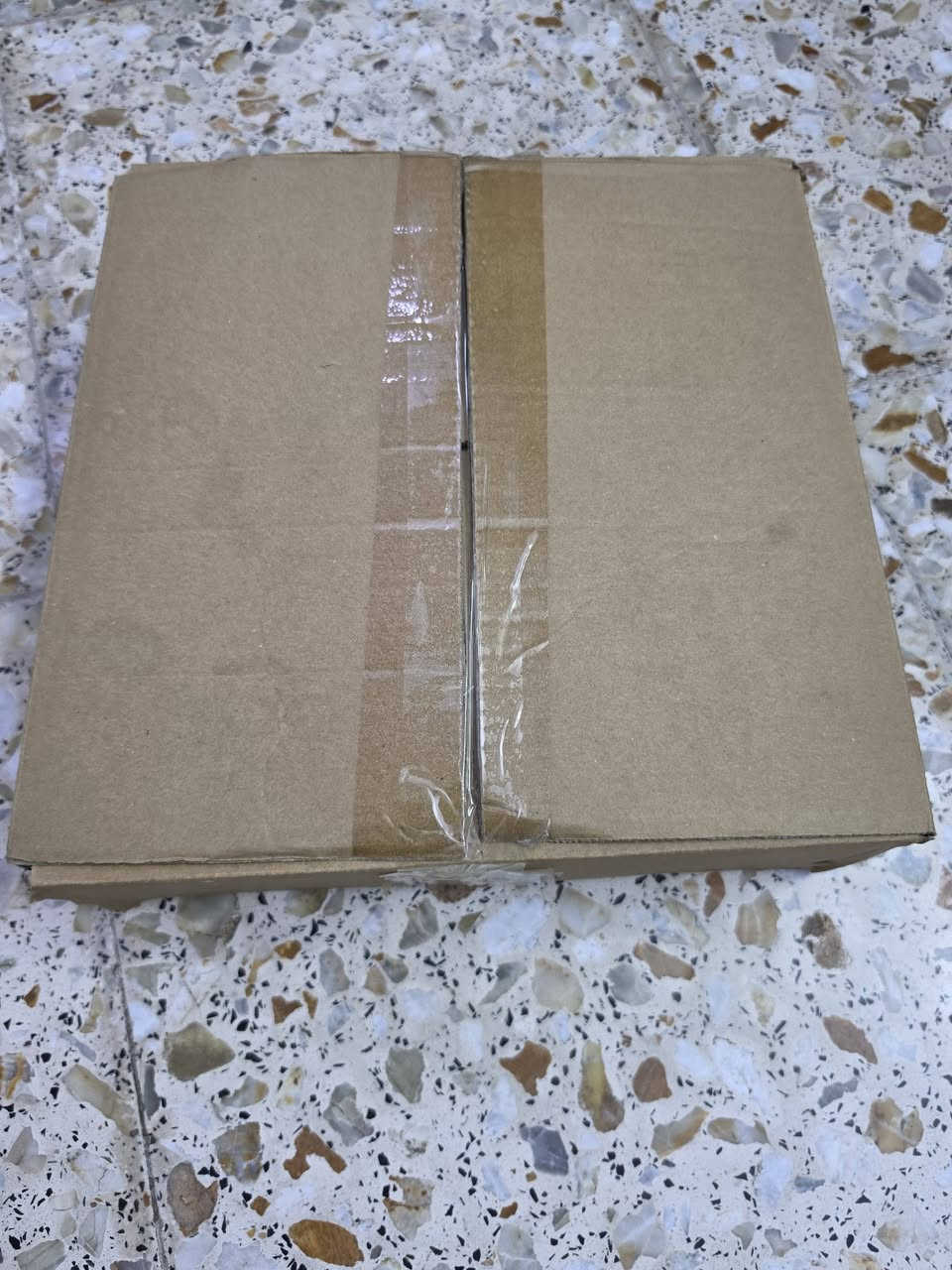 شاحن بدون ايرث يصل الى ١٦ امبير سعر ١٦٠ استخدام جدا قليل بي مجال حك الجيه
*********** بغداد الكرخ

