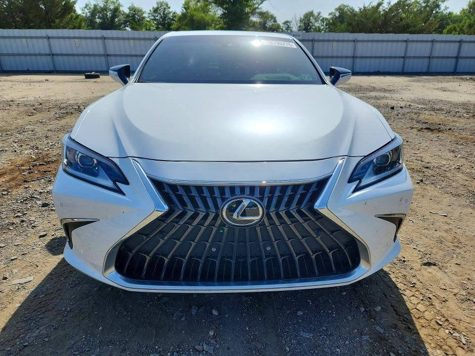 مزاد الاثنين\\\ 2025 LEXUS ES 350 BASE
♦️️  تاريخ المزاد 2026/9/14
♦️️ الضرر : موضح بالصور 
♦️️ السعر : حسب المزايدة
♦️ الوقت : الحضور الساعة الرابعة مساءا
♦️
⚠️ علما هذا نموذج بسيط من السيارات التي تعرض في المزاد
🏢 وكيل شركة البلداوي الوكيل المعتمد لشركة كوبارت في العراق 
📍 عنوان الشركة:- المحاويل شارع حله /بغداد العام مقابل جامع الامام علي (عليه السلام )
🔸️ للاستفسار الاتصال بالارقام التالية :-
☎️ - -*********** -*********** -
🛑 رقم الشكاوي: *********** واتساب 
⏰ اوقات العمل
يكون الدوام طيلة ايام الاسبوع عدا ( السبت والاحد ) عطلة المزاد 
🧑‍💻 يبدا العمل من الساعة 3:30  ظهرا 🕑 حتى الساعة ال10 مساء 🕙
🙋 نتشرف بزيارتكم لمركز عيون بغداد لمزادات السيارات الامريكية 
#عيون_بغداد
#_لمزادات_السيارات_الاميركية #وكيل_شركة_البلداوي
#الوكيل_المعتمد_لشركة_كوبارت_في_العراق
#استيراد #معارض_السيارات #فتح_حاويات #معارض #مزادات  #وارد_امريكي #سيارات #معارض_الرياض #العراق #الامارات  #الاردن #مشاهير_تيك_تو
