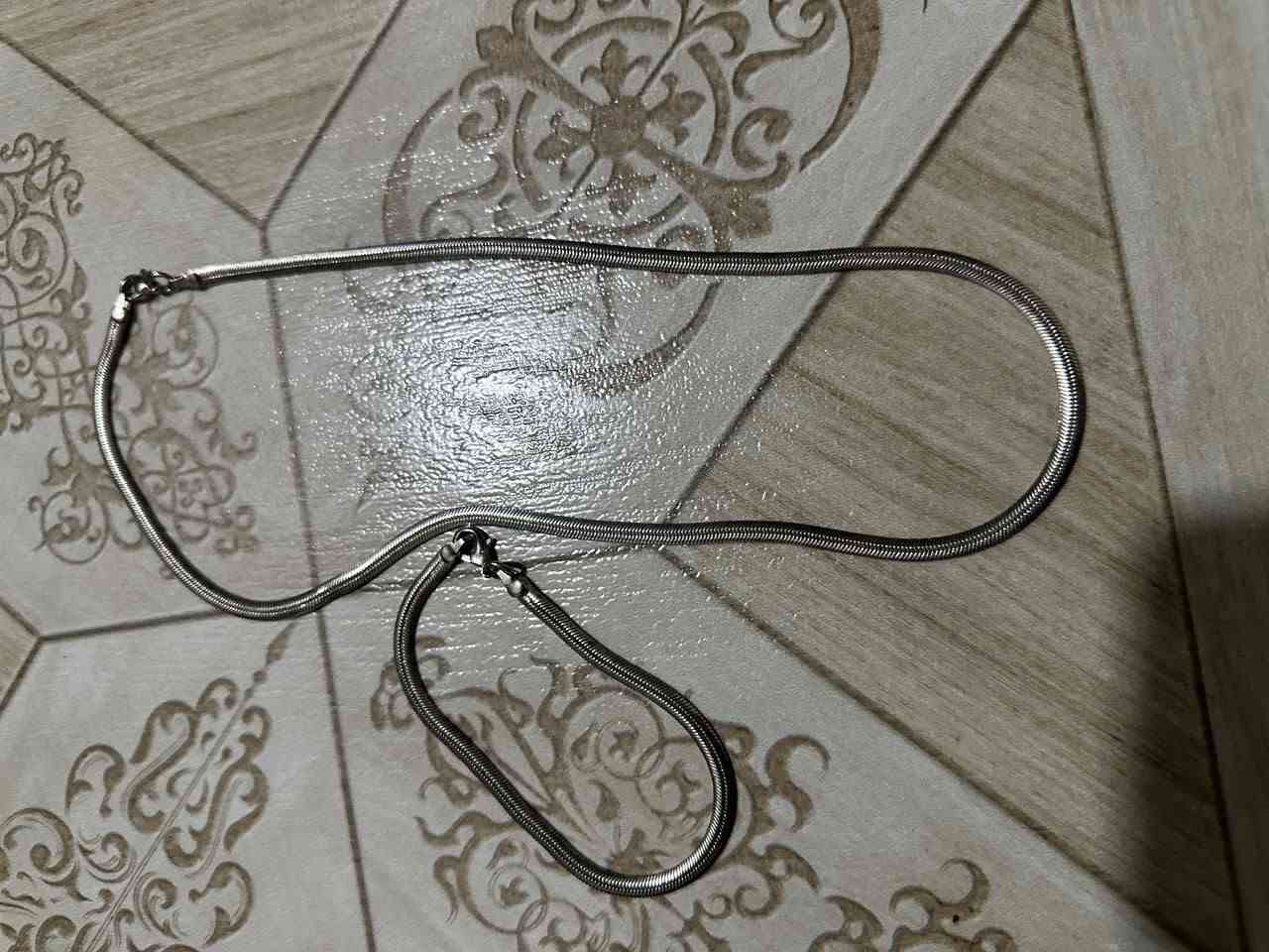 فضة ٩٢٥ • سوار وزنجيل • ٢٨غ