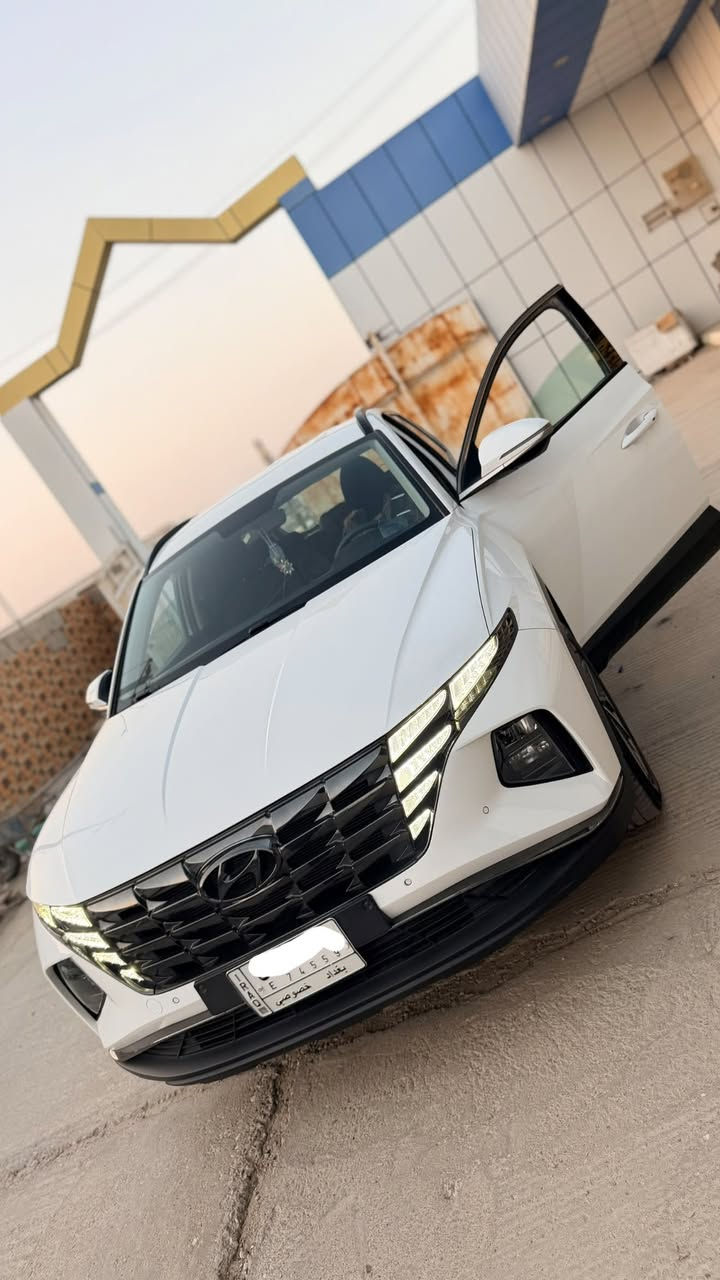 السلام عليكم
توسان 2022  خليجي
سياره جديدة وماماشيه 
فقط بيع $185

✅️مرقم بغداد✅️ السيارة باسمي

المواصفات :-
🔴تشغيل ذكي ( بصمة ) + تشغيل عن بعد 
🔴ماشية 18الف 
🔴شاشة Carplay  
🔴كامرة خلفية 
🔴تبريد قطعتين 
🔴كراسي كهرباء  
🔴بردات خلفية
🔴 دشبول ايباد 
🔴حساس امامي و خلفي 
🔴نظام تشغيل واطفاء الحساسات
🔴نظام تشغيل الكاميرا الخلفية 
🔴 شاحن وايرليس 
🔴 نظام مساعد نزول المنحدرات
🔴اوتو هولد 
🔴هاند بريك كهرباء
🔴 ٣ وضعيات قيادة 
🔴مانع انزلاق 
🔴ويل كروم

🔴سيارة خليجيه وهنا صار بيها الجاملغ الامامي الايمن تبديل وقطعه اصليه مال تفصيخ نفس اللون فقط
🔴مكان السيارة ناصريه 
🔴رقم التلفون ***********
