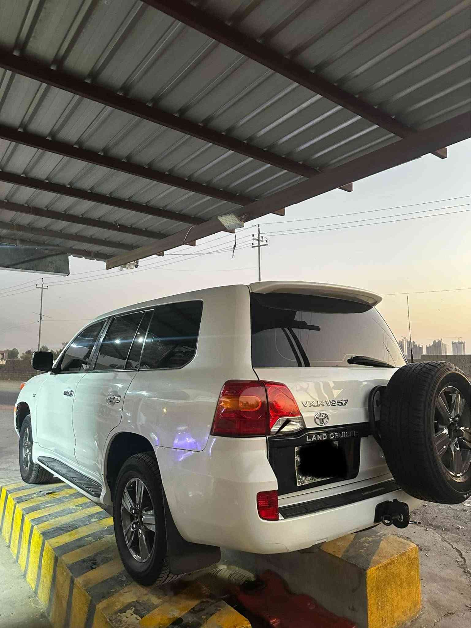 باشن برادةران وةنةوشا ٢٠٠٩VXR قةتةري دوبةي زةمان حيزام سبوخ بيليدران بيوةر گةران سةقفي بةشرت يي خؤمةنة يمةهرةز نية زور خاوين جوان شوين هةولير ١٧٠ وةرةقةو مةحامةلةيةكي برايانة *********** أربيل, العراق
