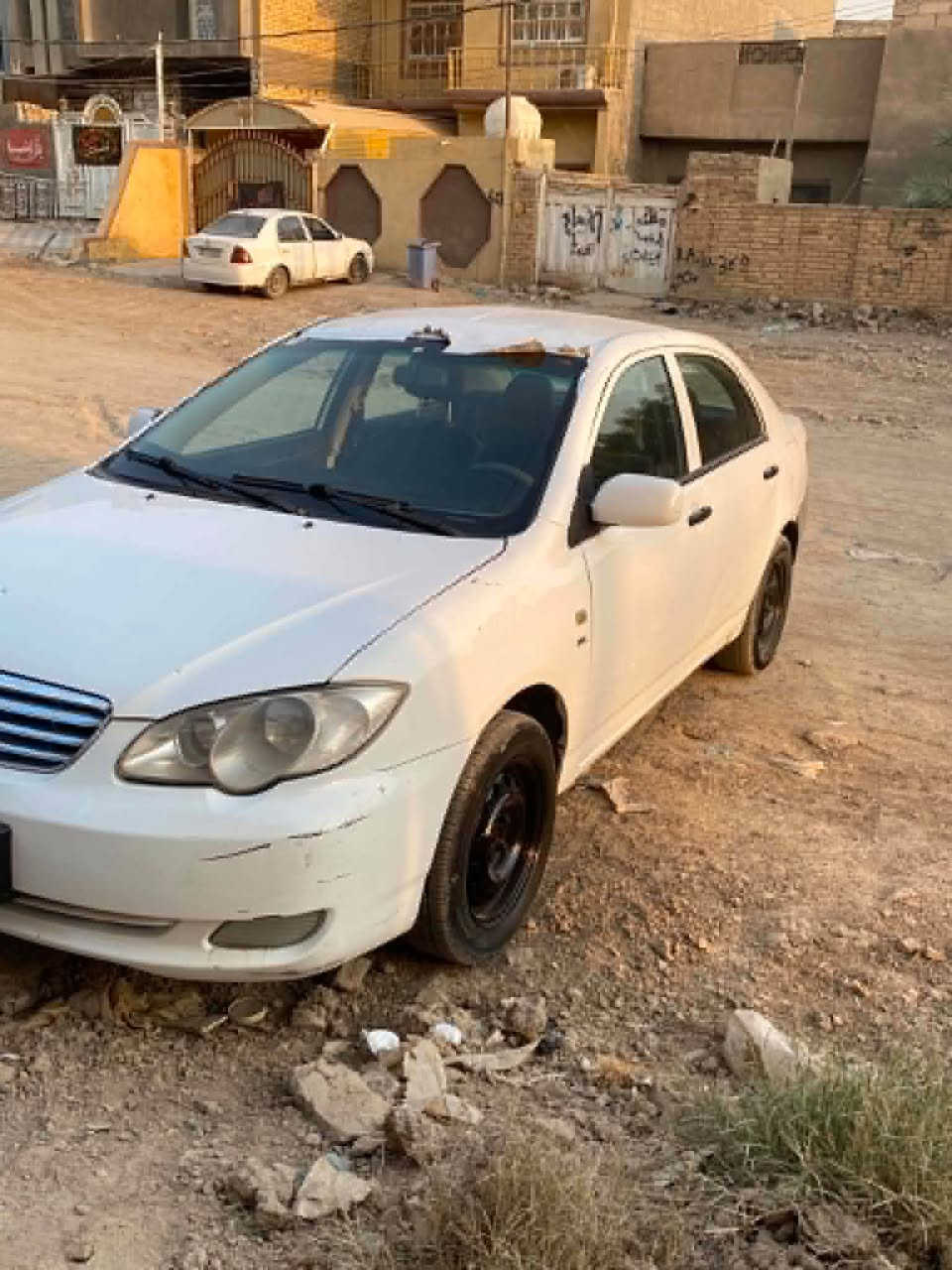 السلام عليكم BYD  2020 سياره مكينه كير كفاله تبريد ثلج سياره سعرها مناسب 44 وبيها مجال بيع مستعجل بيها ضربة جهة الصدر بابين وجاملغ مسمكرات يرادلهن صبغ رقم بابل مداور ثاني يوم سنويه شهر وتسقط مكاني حله للتواصل اتصال او واتساب ***********
