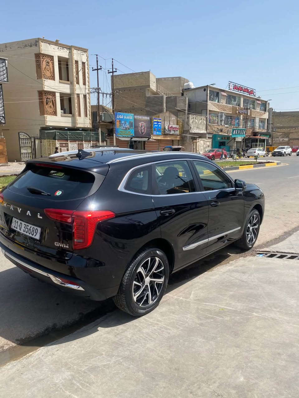 السلام عليكم اخوان..
سعر هاي السيارة جداً مناسب

هافال جوليون ٢٠٢٤ ماشية ٢٠ الف كيلو السيارة بداخل الظمان ٥ سنوات او ١٥٠ الف..

 السيارة فول مواصفات للأخير رقم بغداد بيها اثر شخط بالباب الخلفي وباب الجنطة بي ملاحظة ناعمة جداً صيانتها بداخل شركة نهج العراق فقط.

وراح يكون سعرها ١٣٨$ وبيها مجال

***********
