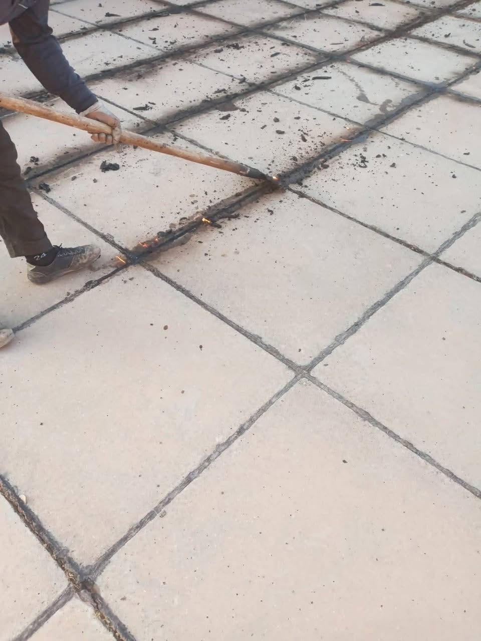***********
🏠 مستعدّون لخدمتكم في تنفيذ أعمال العزل بكافة أنواعها!
نقدم لكم أفضل خدمات تطبيك البيوت ودوائر الدولة بأعلى جودة وبإشراف هندسي احترافي.

✨ خدماتنا تشمل:
✔ قلع وتجديد الماستك والإيزوكام
✔ تنفيذ جميع أعمال العزل حسب المواصفات المطلوبة
✔ توفير قير – نايلون – لباد – فلين – تراب
✔ عمل نظيف، سريع، وبجودة عالية

💪 نضمن لك:
• شغل مضبوط
• مواد أصلية
• أسعار مناسبة
• فريق متخصص جاهز لأي مشروع

📲 ل
