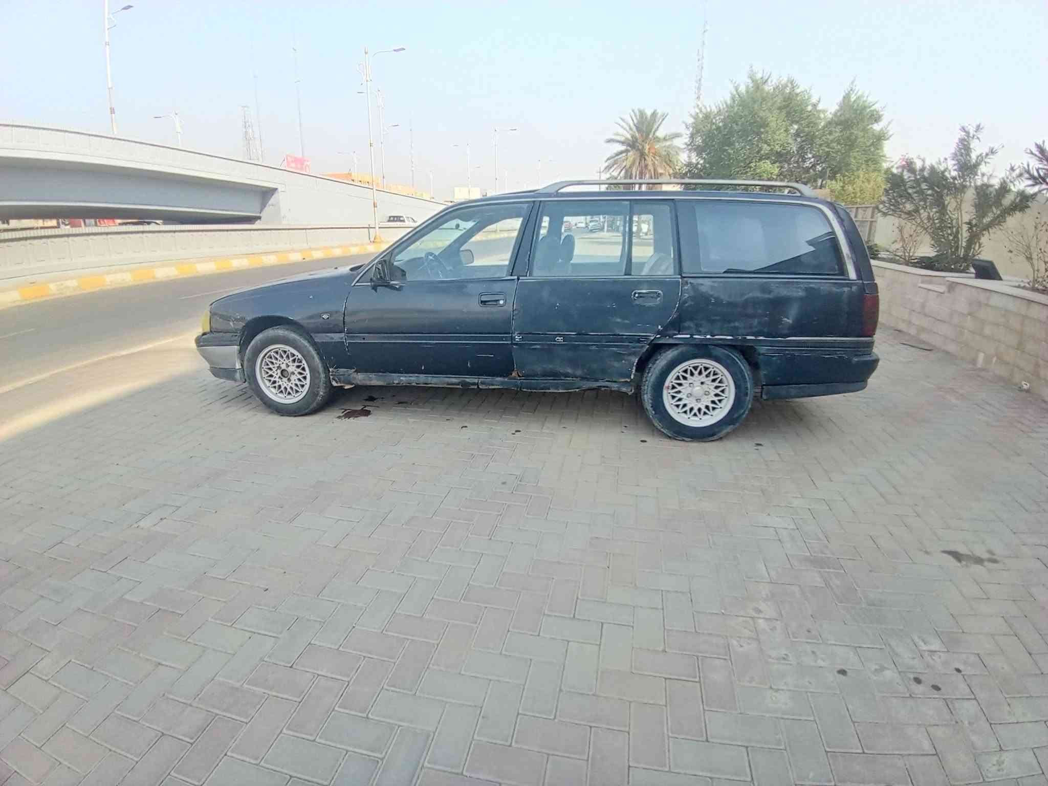اوبل ستيشن • ١٩٩٢ • رقم صلاح الدين