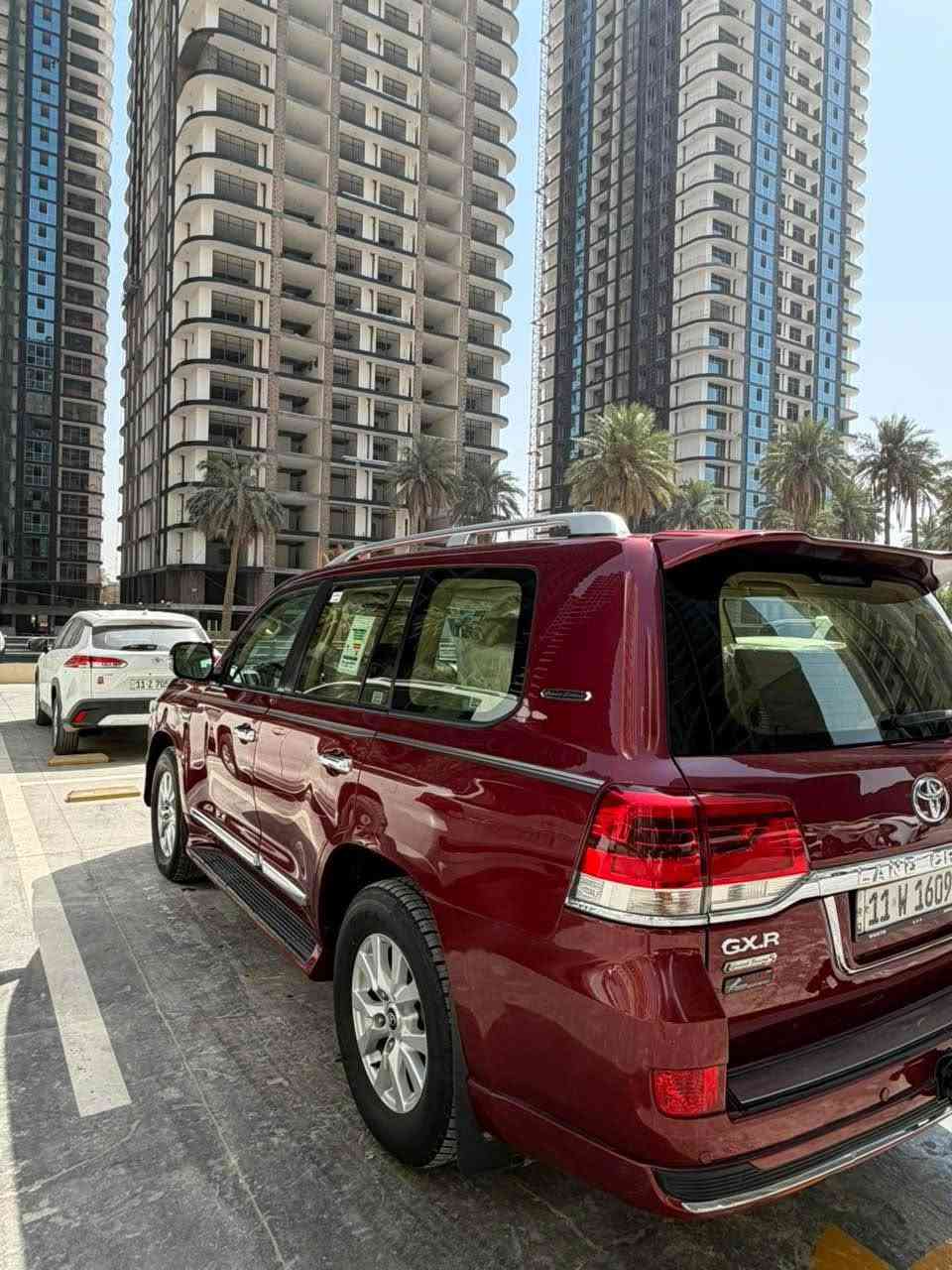 لاندكروز • موديل ٢٠١٦ • ماشي ١٢٢٠٠٠