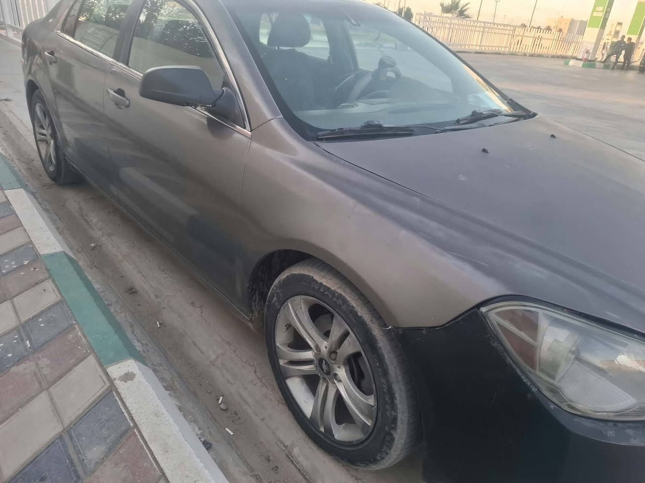 كير مكينه جدد
حداديه نظيفه 
كشنات كهرباء 
دوشمه جديده 
تنته جديده 
السياره نقصها كهربائيات وكشر 
رقم بغداد مشروع وطني تحويل ثاني يوم 

السعر 50 وبيها مجال 
***********
