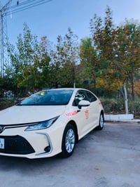 توێتا کرۆڵا تە کسی شە ریکە ی جیهان بە نزین مۆدێل ٢٠٢٤  دە پارچە رەش  ل...