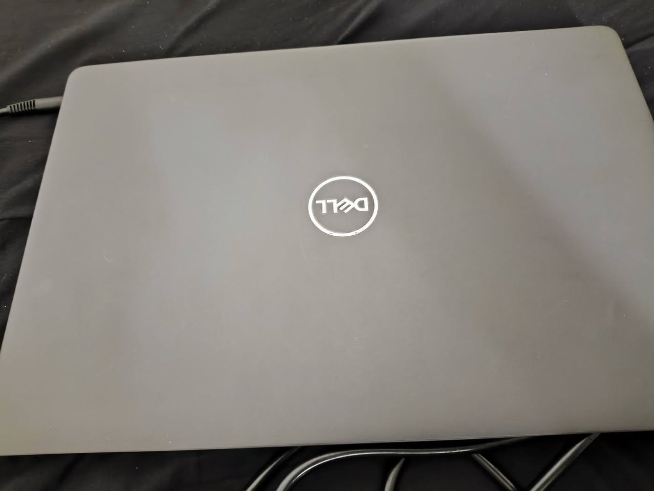 للبيع متوفر توصيل عنواني كركوك ***********
💻 الموديل: Dell Latitude 3410
⚙️ المعالج: Intel Core i5-10310U — 1.70GHz، يوصل تقريبًا 2.21GHz بالصورة
🧠 الرام: 8GB DDR4 — سرعة 2667MHz
🎮 كرت الشاشة: Intel UHD Graphics (مدمج)
💾 التخزين: 238GB ظاهر بالنظام، وغالبًا SSD سعة 256GB
🪟 النظام: Windows 10
تقييمه: جهاز زين للدراسة، الأوفيس، التصفح
