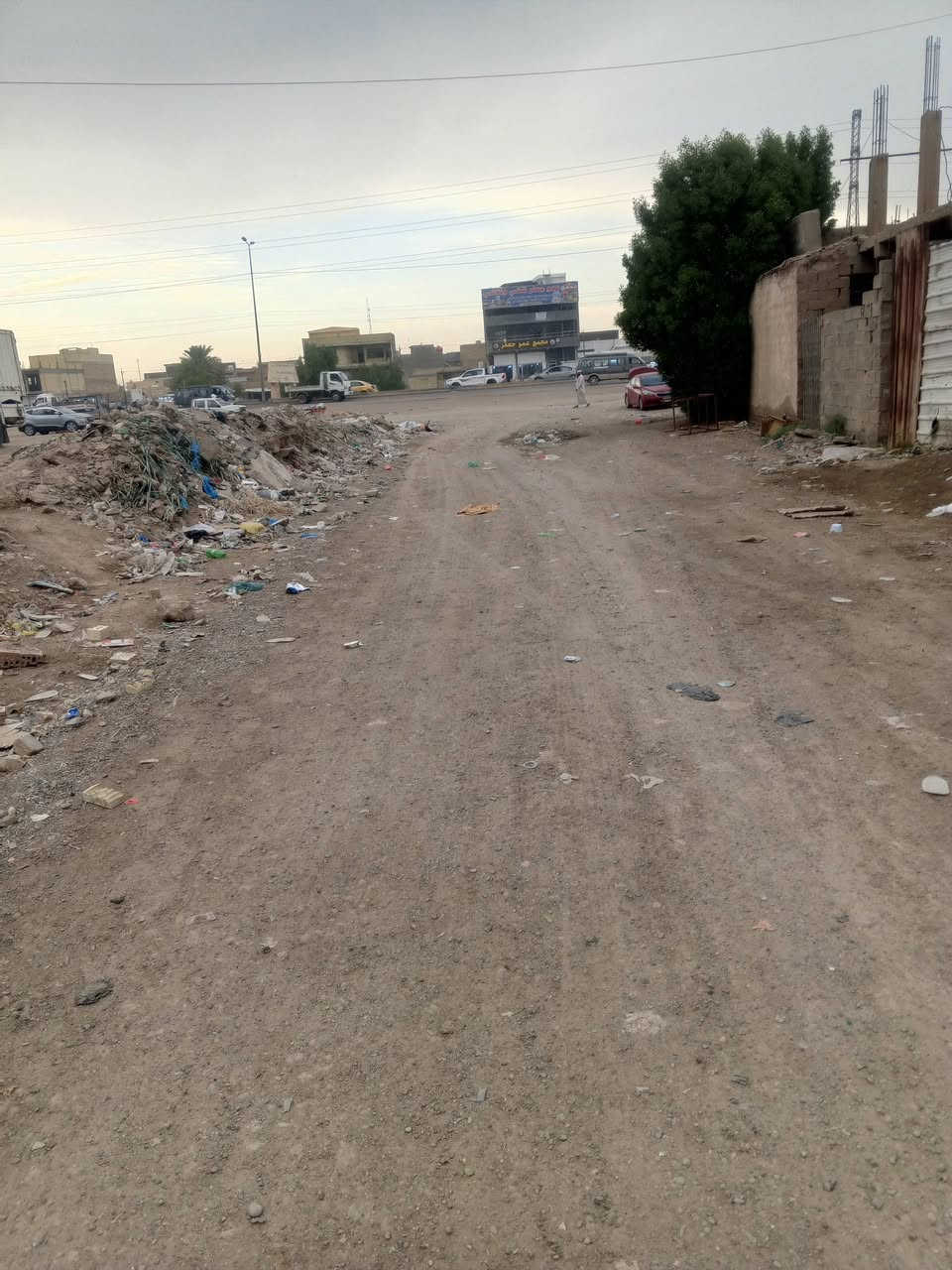 السلام عليكم بيت للبيع بغداد ابو غريب ابو منيصير عل شارع العام القديم البيت 150 متر واجه 7 ونص البيت مكانه حلو البيت تعبان سعر 75 وبي مجال تواصل خاص  او ***********2 واتساب فقط
