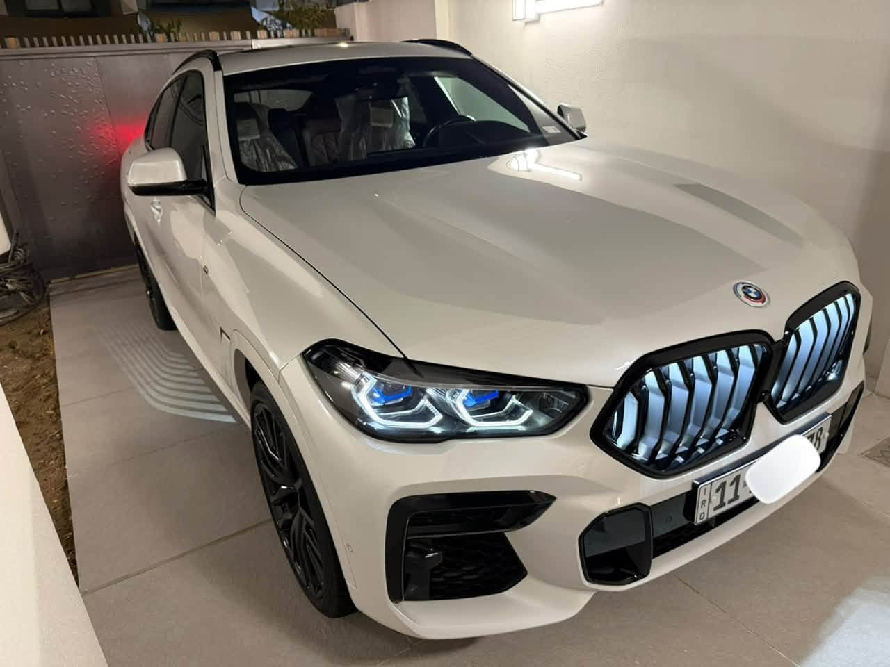 🔥 BMW X6 M50i
وكالة العروش وكالة العراق2023
ماشيه 76 الف وصيانتها ابشركة العروش
✅ محرك 8 سلندر تيربو
✅ مكفولة بكفالة عامة
✅ أعلى مواصفات (فول الفول)
✅ لون صدفي مميز وفخم
✅ سيارة نظيفة جداً وجاهزة للفحص

💎 قمارة روز رايز (نجوم سقف)
💎 شاشات خلفية للركاب
💎 سياقة ذاتية
💎 كاميرات 360
💎 هيد أب دسبلي
💎 رادارات ومثبت سرعة ذكي
💎 مقاعد جلد كهربائية مع الذاكرة
💎 تبريد وتسخين المقاعد
💎 تشغيل بصمة
💎 صندوق كهربائي
💎 نظام صوتي فاخر
💎 بانوراما
💎 ويلات رياضية قياس 22 إنج
💎 مواصفات كاملة لا تُحصى

📍 بغداد – نفق الشرطه
📞 للاستفسار:
***********
