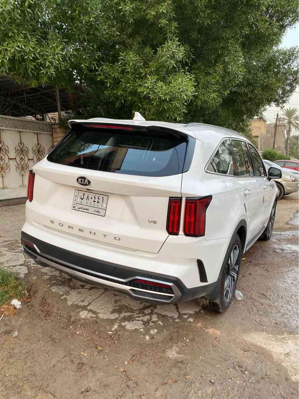 سورنتو ٢٠٢١ • ٦ سلندر ٣٥٠٠ • ماشية ٧٤ الف
