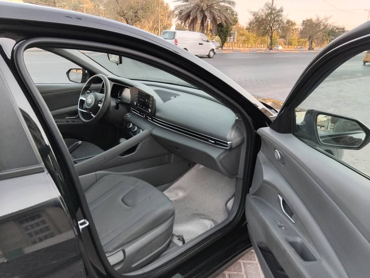 السلام عليكم للبيع النتره موديل 24 بانزين أصلي حادثها ربع بني وجاملغ يمنه بدون دواخل لغد شاصي حوض تكم قماره مكفول محرك 2000 دوش ماشيه 27 حقيقي محرك كير تبريد تدفئة صدر أمامي اوخلفي جديد تخم تاير رقم بغداد انكليزي جديد بسمي تحويل ثاني يوم السياره خير من الله رادرات مري حساسات خلفيه تحديد مسار بصمه تشغيل السعر 130 للإستفسار ***********
